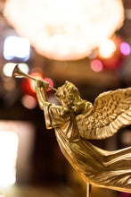 Load image into Gallery viewer, Jade SANTA STUDIO Tuesday 16th December